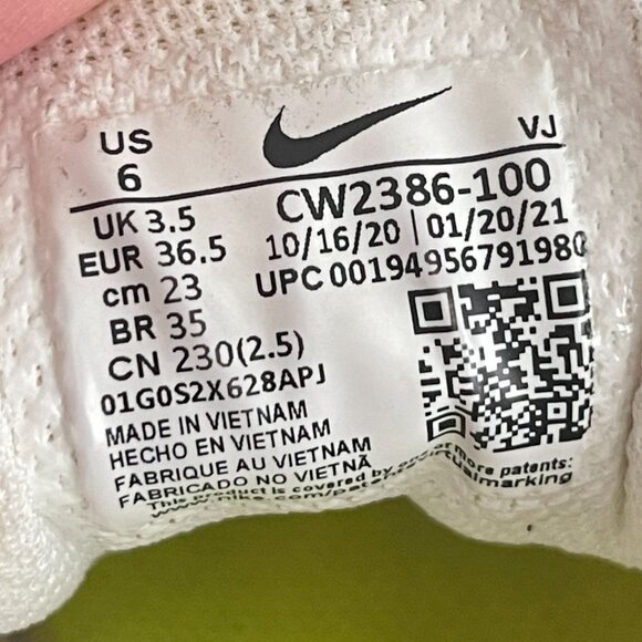 Nike Women's Crater Impact Shoes Wht/Orng/Slv. CW2386-100, Size 6 - Picture 9 of 9